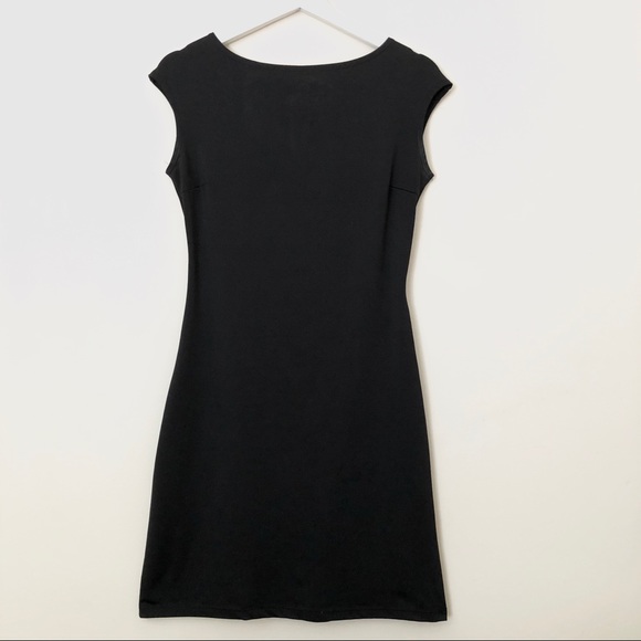 ❌ Little Black Dress - Picture 1 of 8